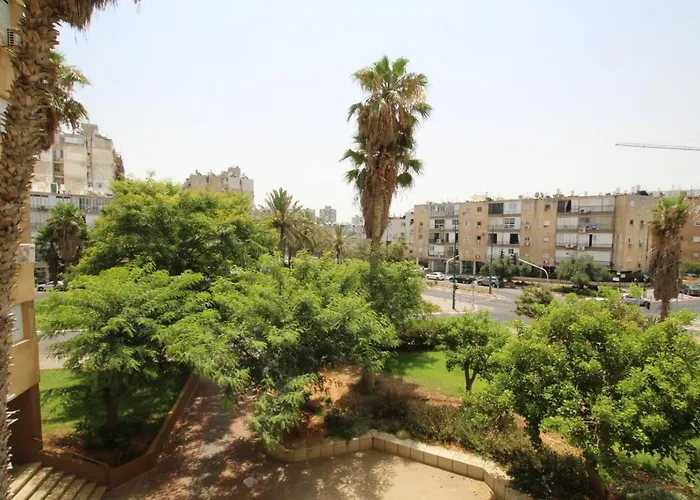 Isramax 3Br Apartment Near The Sea.
