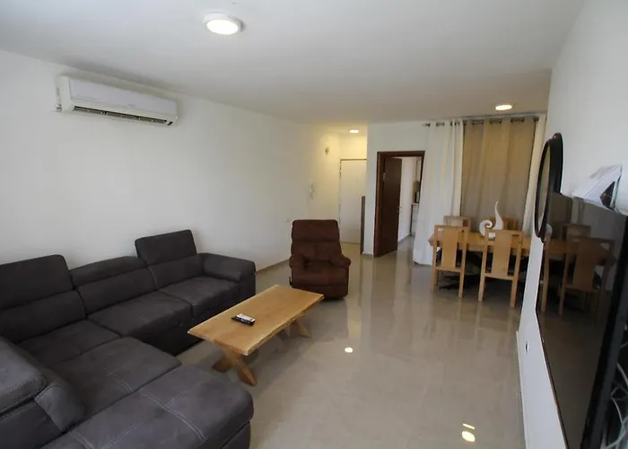 Isramax 3Br Apartment Near The Sea.